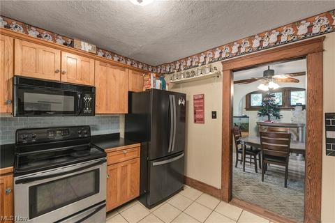 102 Cornell Ave, Elyria, OH 44035 photo 11