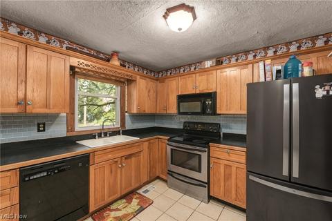 102 Cornell Ave, Elyria, OH 44035 photo 10