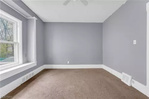 5235 Milo Ave, Maple Heights, OH 44137 photo 13