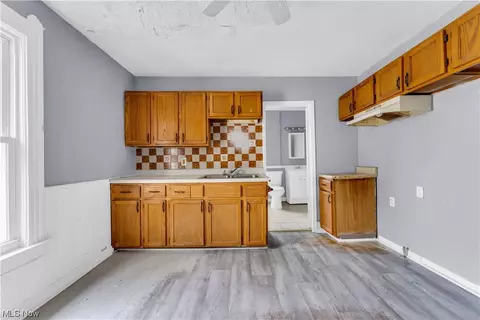5235 Milo Ave, Maple Heights, OH 44137 photo 18