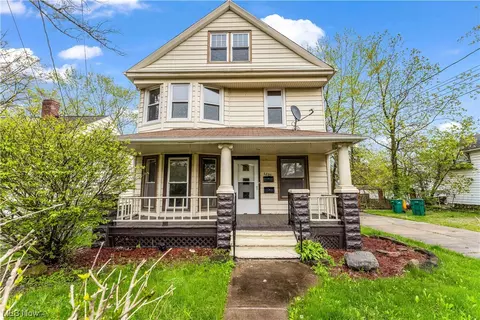 5235 Milo Ave, Maple Heights, OH 44137 photo 1