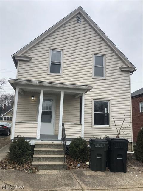 215 Gulf Rd, Elyria, OH 44035 photo 2