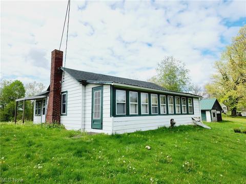 742 Clark St, Philo, OH 43771 photo 2
