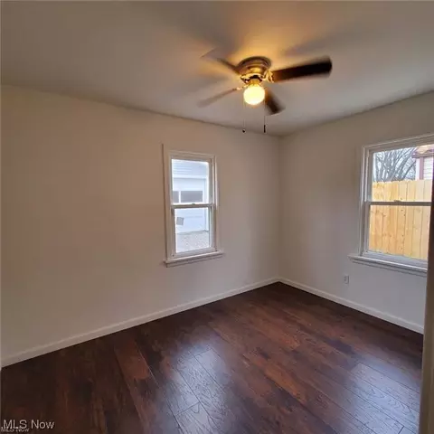 512 Fairmount Ave, Elyria, OH 44035 photo 7