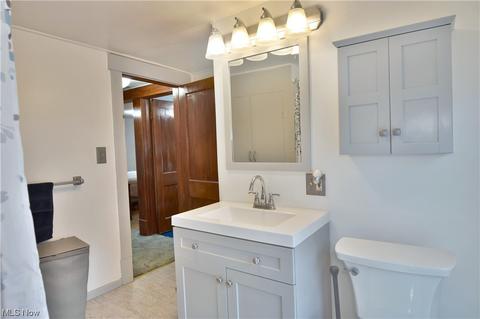495 6th St, Struthers, OH 44471 photo 17