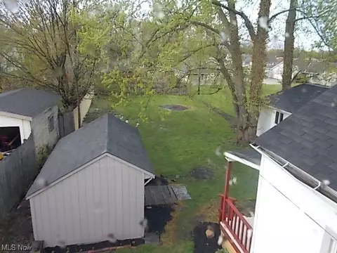 358 Columbus St, Elyria, OH 44035 photo 17