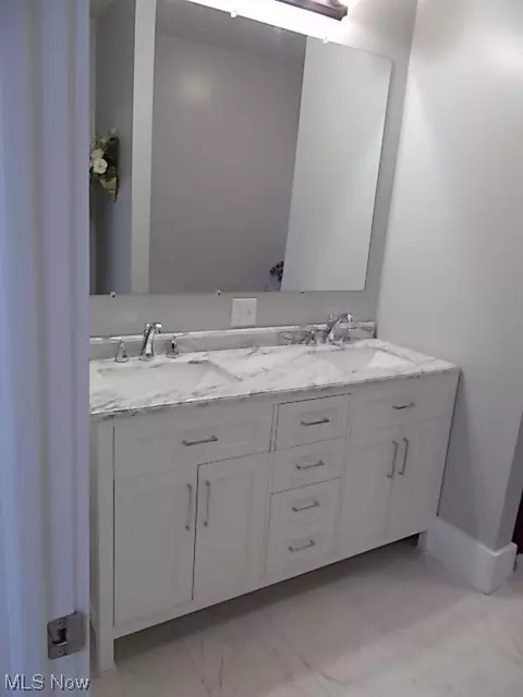 358 Columbus St, Elyria, OH 44035 photo 7