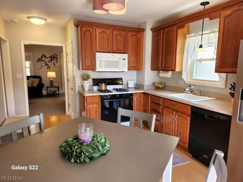 150 E 209th St, Euclid, OH 44123 photo 18