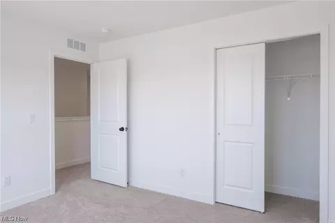 104 River Run Drive, Elyria, OH 44035 photo 14