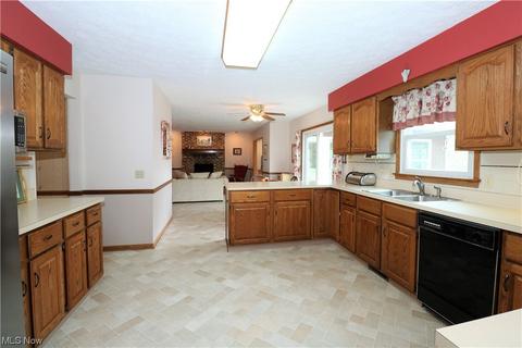 91 Hillside Dr, Dalton, OH 44618 photo 9