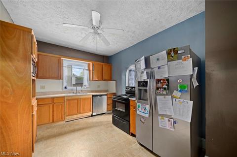 655 Wright Ave, Alliance, OH 44601 photo 7