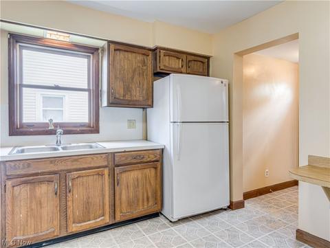 674 Wright Ave, Alliance, OH 44601 photo 13