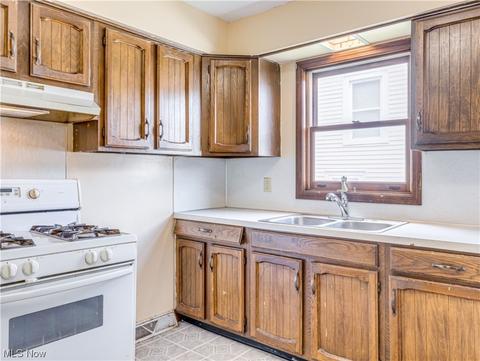 674 Wright Ave, Alliance, OH 44601 photo 12