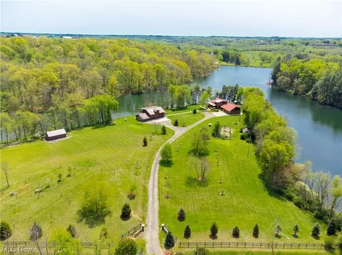 620 N Ohio St, Cadiz, OH 43907
