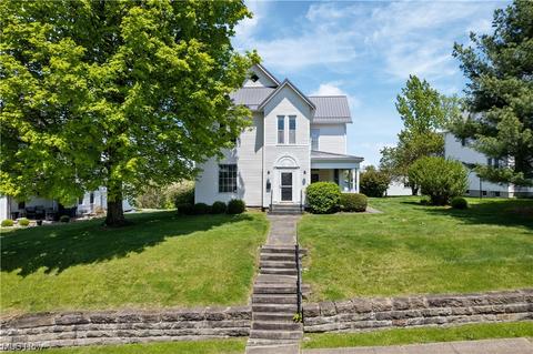415 W Main St, Barnesville, OH 43713 photo 1