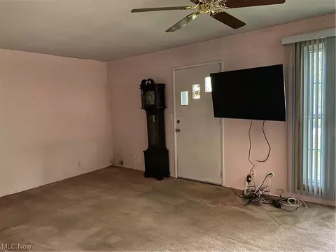 2534 Rockefeller Rd, Wickliffe, OH 44092 photo 12