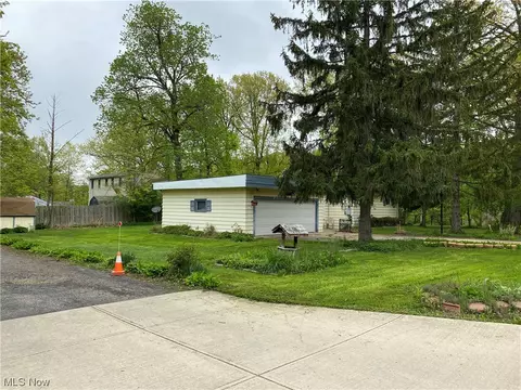 2534 Rockefeller Rd, Wickliffe, OH 44092 photo 21