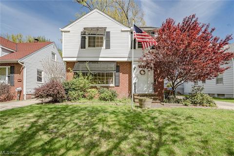 425 E 272nd St, Euclid, OH 44132 photo 1
