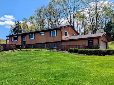 48821 Pancake Clarkson Rd, Rogers, OH 44455