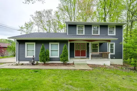 2489 Lansinger Rd, Mogadore, OH 44260