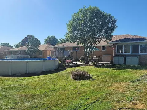 807 Parkview Dr, Seven Hills, OH 44131 photo 25