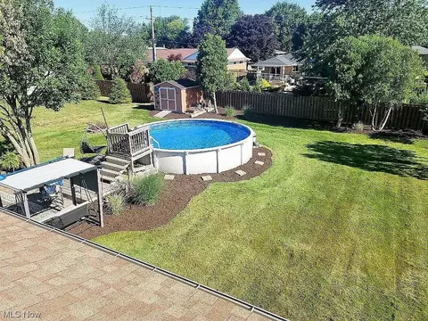 807 Parkview Dr, Seven Hills, OH 44131 photo 28