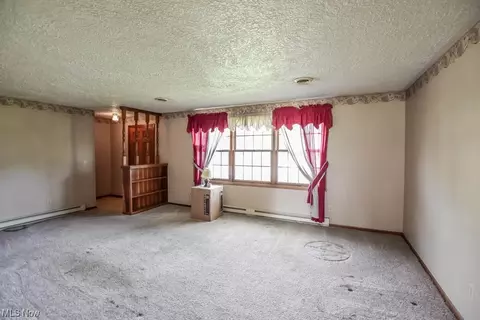 6924 Glenmere Ave NE, Canton, OH 44721 photo 2