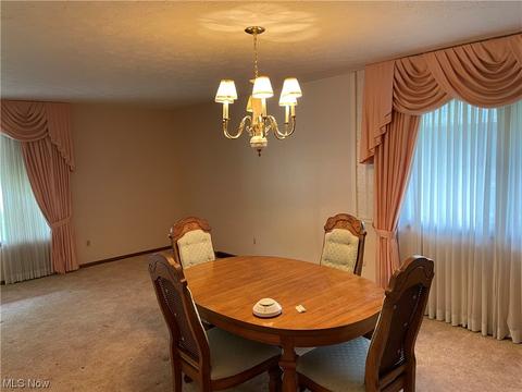8300 Pinehurst Dr, Parma, OH 44129 photo 6