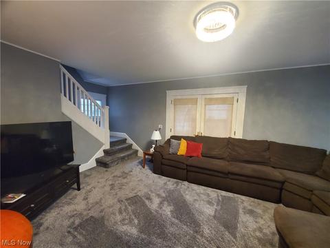 252 Fifield Ave, Conneaut, OH 44030 photo 5