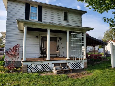 252 Fifield Ave, Conneaut, OH 44030 photo 3