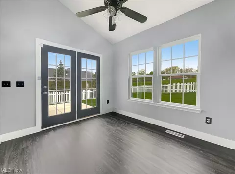 764 Eldridge Rd, Wadsworth, OH 44281 photo 8