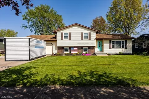 354 Decourcey Rd, Rittman, OH 44270