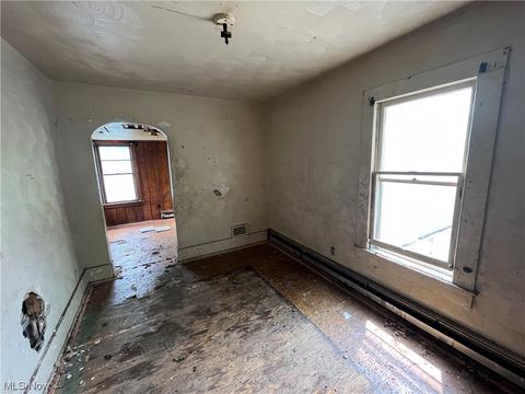 34 Spring St, Struthers, OH 44471 photo 11