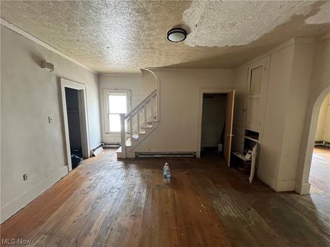 34 Spring St, Struthers, OH 44471 photo 7