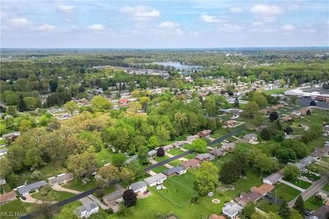 4664 5th St NW, Canton, OH 44708 photo 4