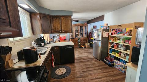 1311 Beech St, Willoughby, OH 44094 photo 5