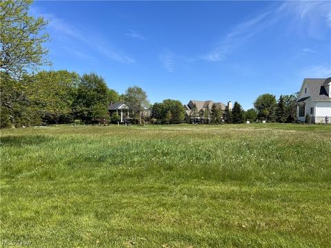 181 Knightsbridge Ln, Aurora, OH 44202 photo 2