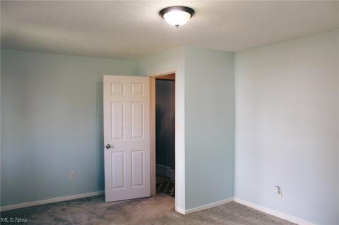 315 8th St, Elyria, OH 44035 photo 14