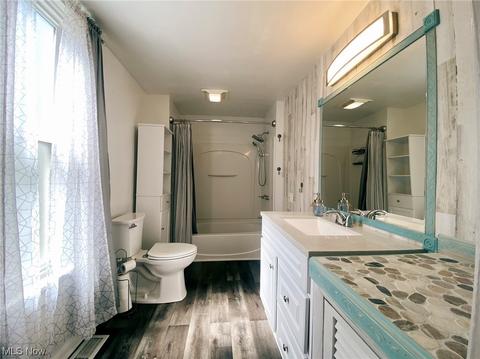 315 8th St, Elyria, OH 44035 photo 13