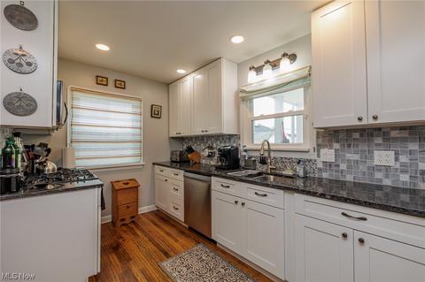 7405 Spring Garden Rd, Parma, OH 44129 photo 11