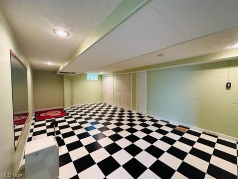 370 Gulf Rd, Elyria, OH 44035 photo 11