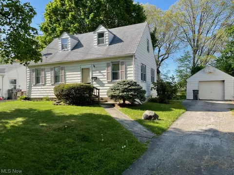 1940 Overlook Ave, Youngstown, OH 44509