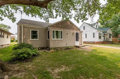 4212 Buechner Ave, Cleveland, OH 44109