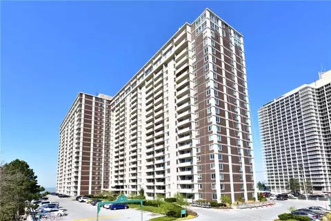12900 Lake Ave #508, Lakewood, OH 44107