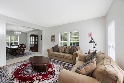 7197 Capilano Dr, Solon, OH 44139 photo 4