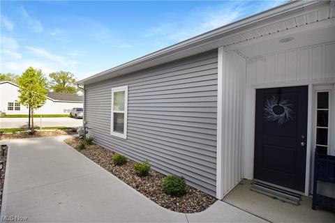 258 Oak Tree Ln, Elyria, OH 44035 photo 7