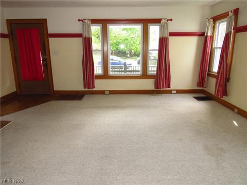 369 Beech St, Berea, OH 44017 photo 9
