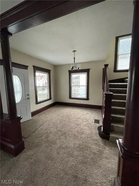 215 W 29th St, Lorain, OH 44055 photo 7