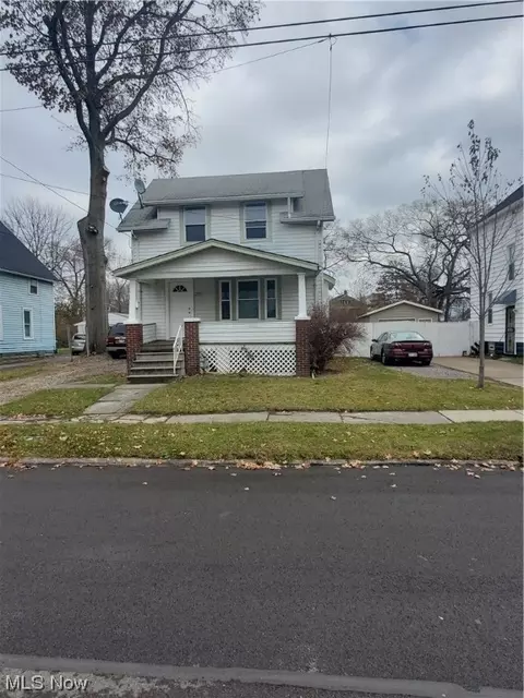 2395 Apple Ave, Lorain, OH 44055