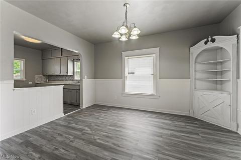 492 4th St, Struthers, OH 44471 photo 5